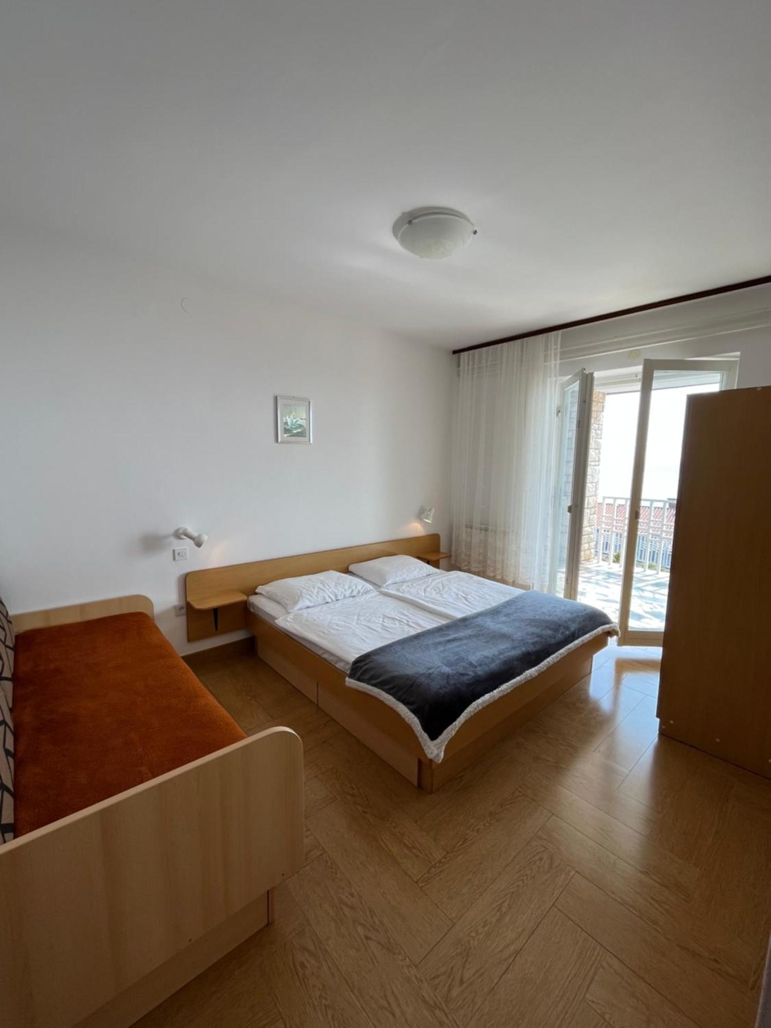 Apartments Horvat Portorož Buitenkant foto